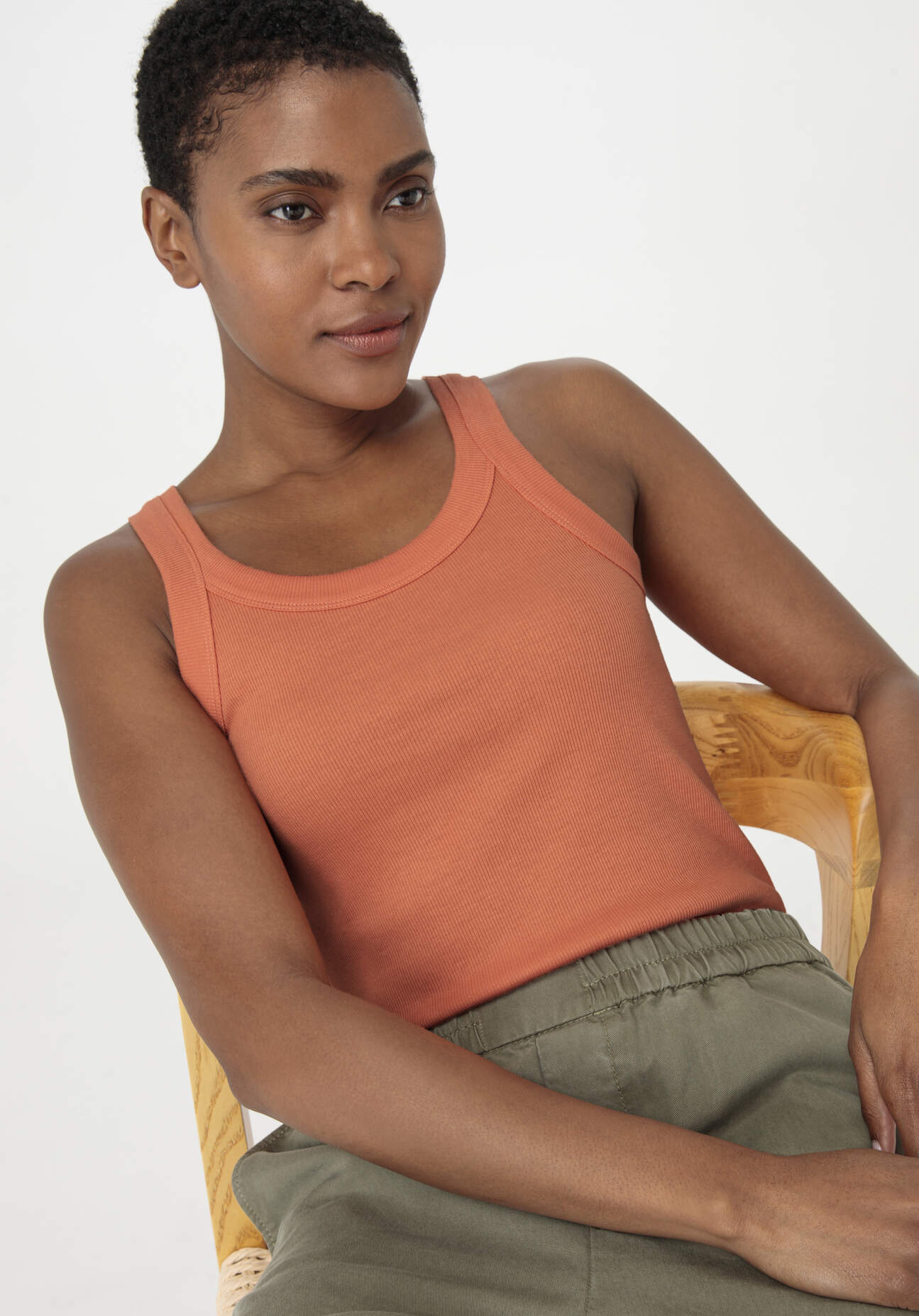 hessnatur Damen Rib Top Slim aus Bio-Baumwolle - orange Grösse46