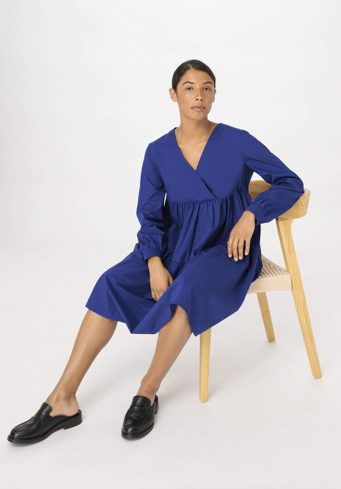 hessnatur Damen Brushed Popeline Kleid Mini Relaxed aus Bio-Baumwolle - blau Grösse40