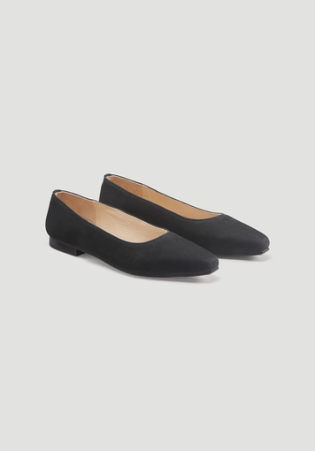 Spitzer Ballerina aus chromfrei gegerbtem Leder Spitzer Ballerina aus chromfrei gegerbtem Leder
