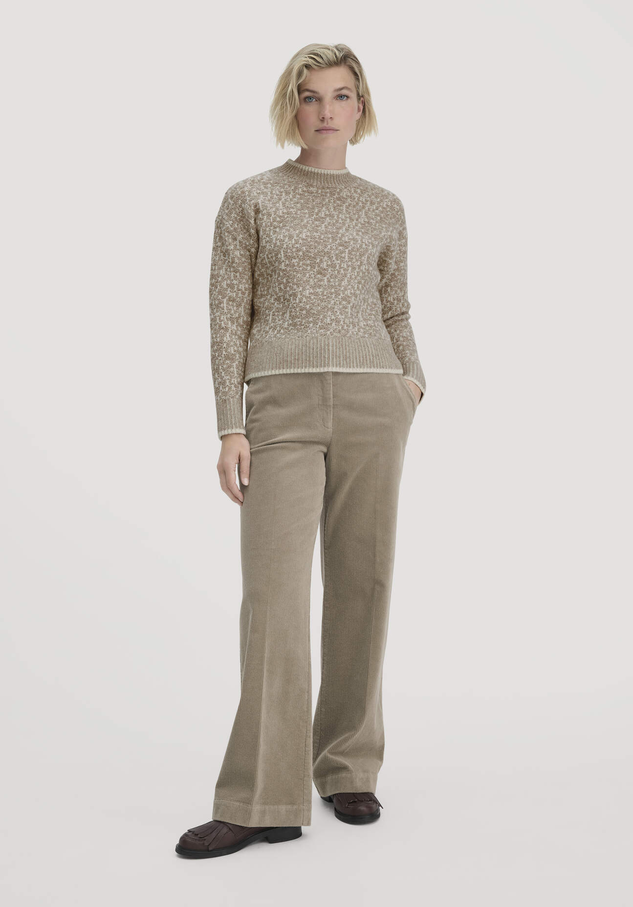 hessnatur Damen Cordhose Wide Leg Relaxed aus Bio-Baumwolle - beige Größe 40