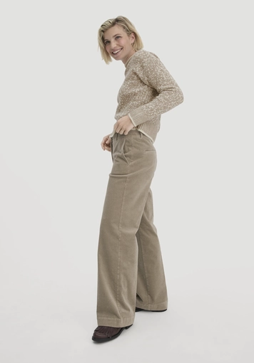 Wide-leg relaxed corduroy trousers made from organic cotton - 3