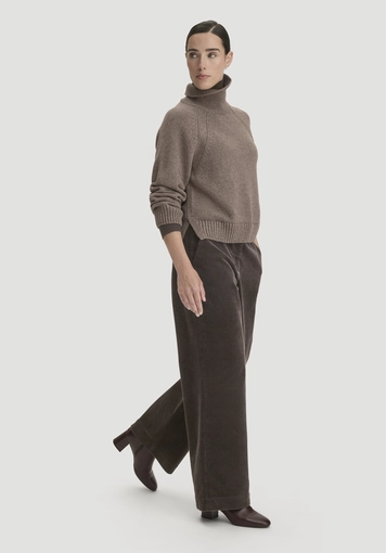 Relaxed knit sweater made from organic merino wool with organic cotton - 1