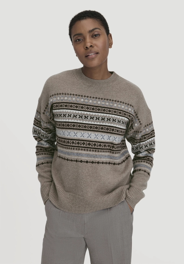 Relaxed knit sweater BETTER RECYCLING made from pure organic merino wool