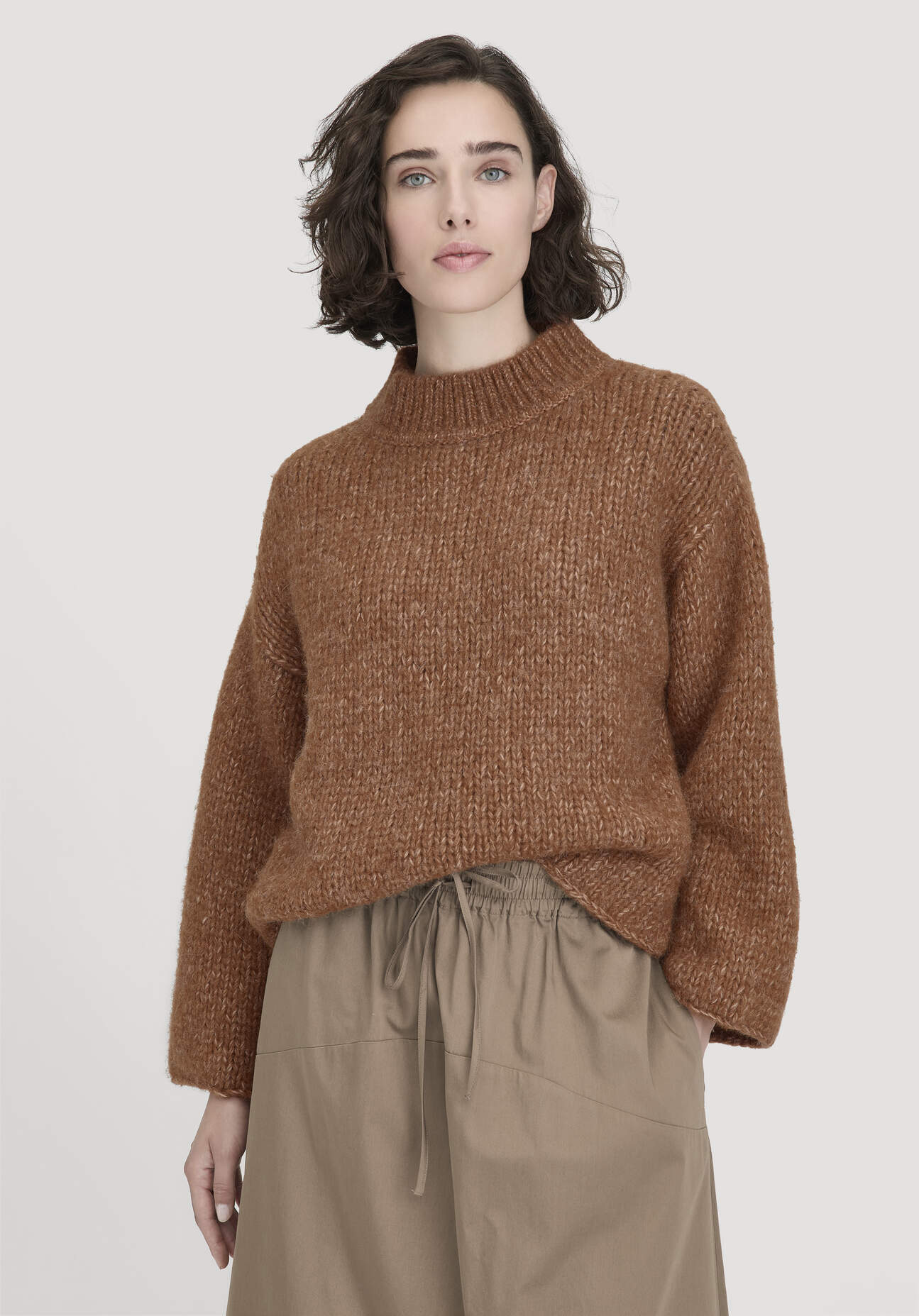 hessnatur Damen Strick Pullover Relaxed aus Alpaka mit Bio-Baumwolle - braun Größe XS
