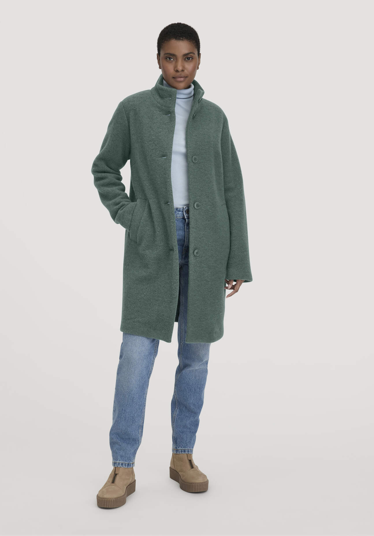 hessnatur Damen Wollfleece Mantel Regular aus Bio-Merinowolle - grün Größe 40