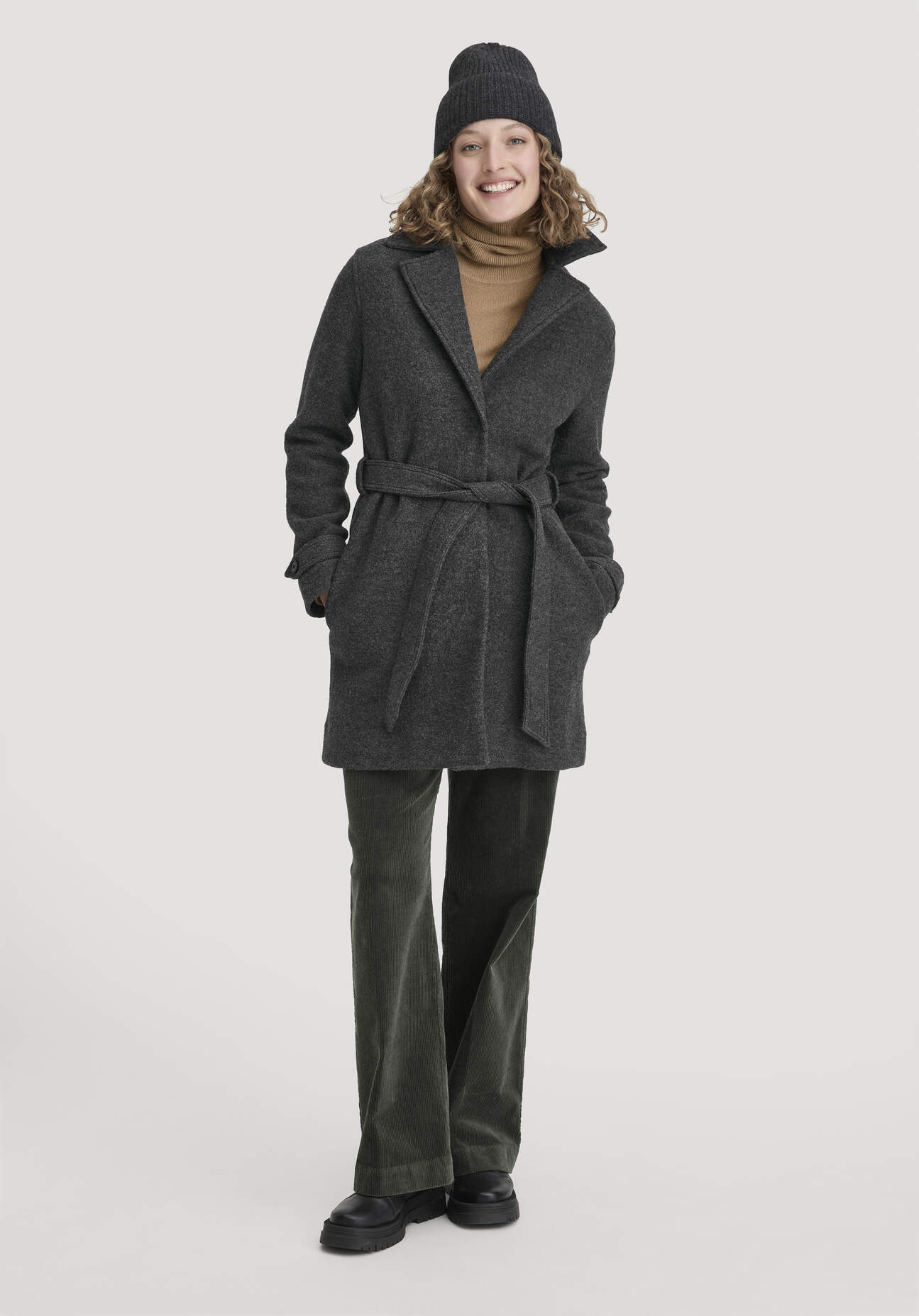 hessnatur Damen Walk Mantel Regular aus Bio-Schurwolle - grau Größe 34
