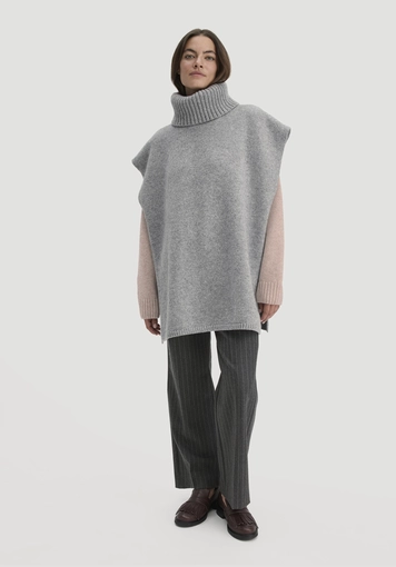 Strick Poncho Pullover Oversize BETTER RECYCLING aus reiner Bio-Merinowolle - 0