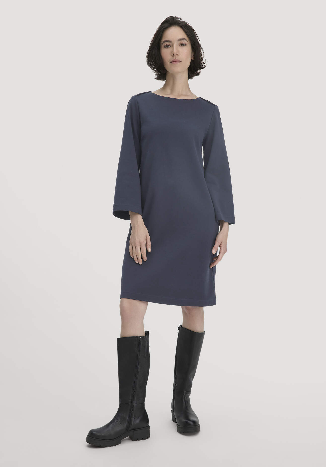 hessnatur Damen Jersey Kleid Mini Regular aus Bio-Baumwolle - blau Größe 38