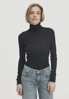 Wool mix Longlseeve Fitted made from organic merino wool and TENCEL™ Lyocell