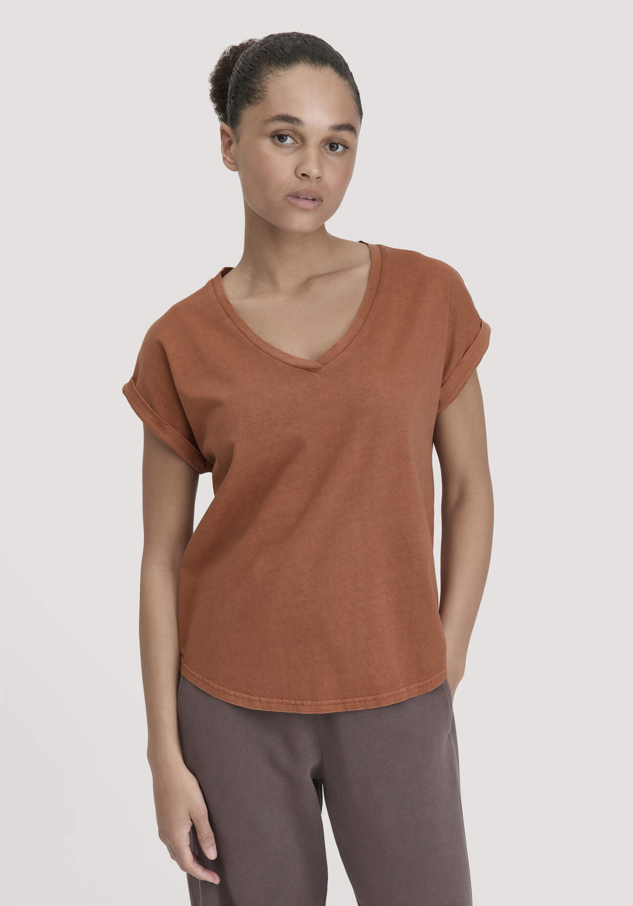 hessnatur Damen T-Shirt Oversize aus Bio-Baumwolle - braun Größe XL