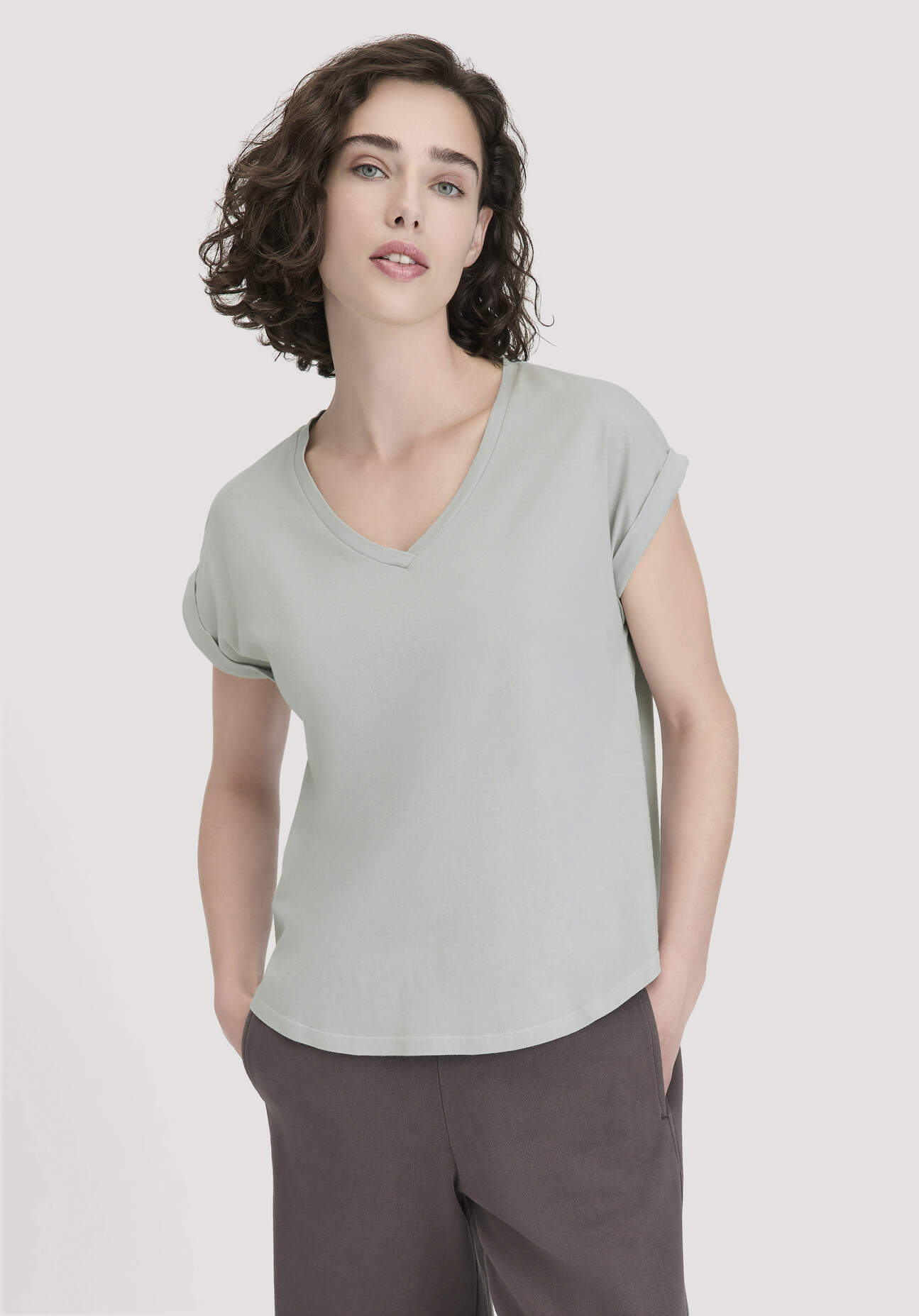 hessnatur Damen T-Shirt Oversize aus Bio-Baumwolle - grau Größe XL