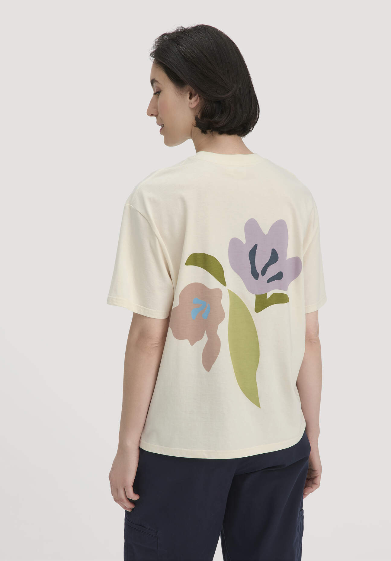 hessnatur Damen Print T-Shirt Oversize aus Bio-Baumwolle - natur Größe 36