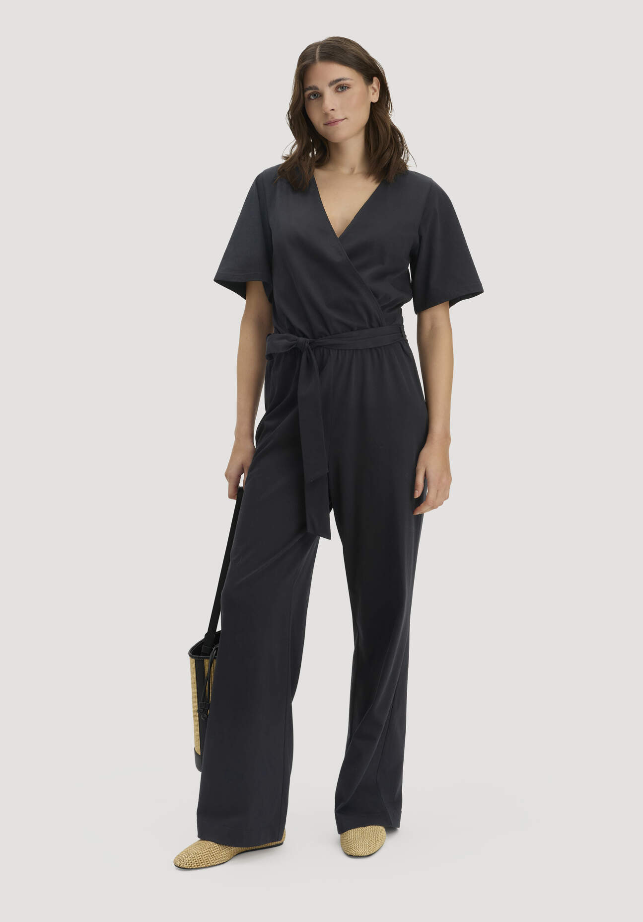 hessnatur Damen Jersey Overall Relaxed aus Bio-Baumwolle - schwarz Grösse38