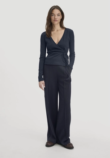 Rib Longsleeve Slim aus Bio-Baumwolle - 1
