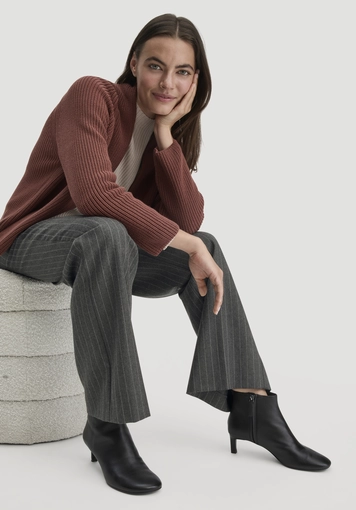 Pinstripe Relaxed Trousers made from pure organic virgin wool - 3