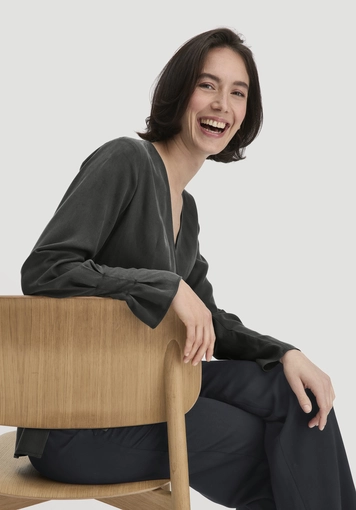 Wickelbluse Regular aus TENCEL™ Lyocell - 3