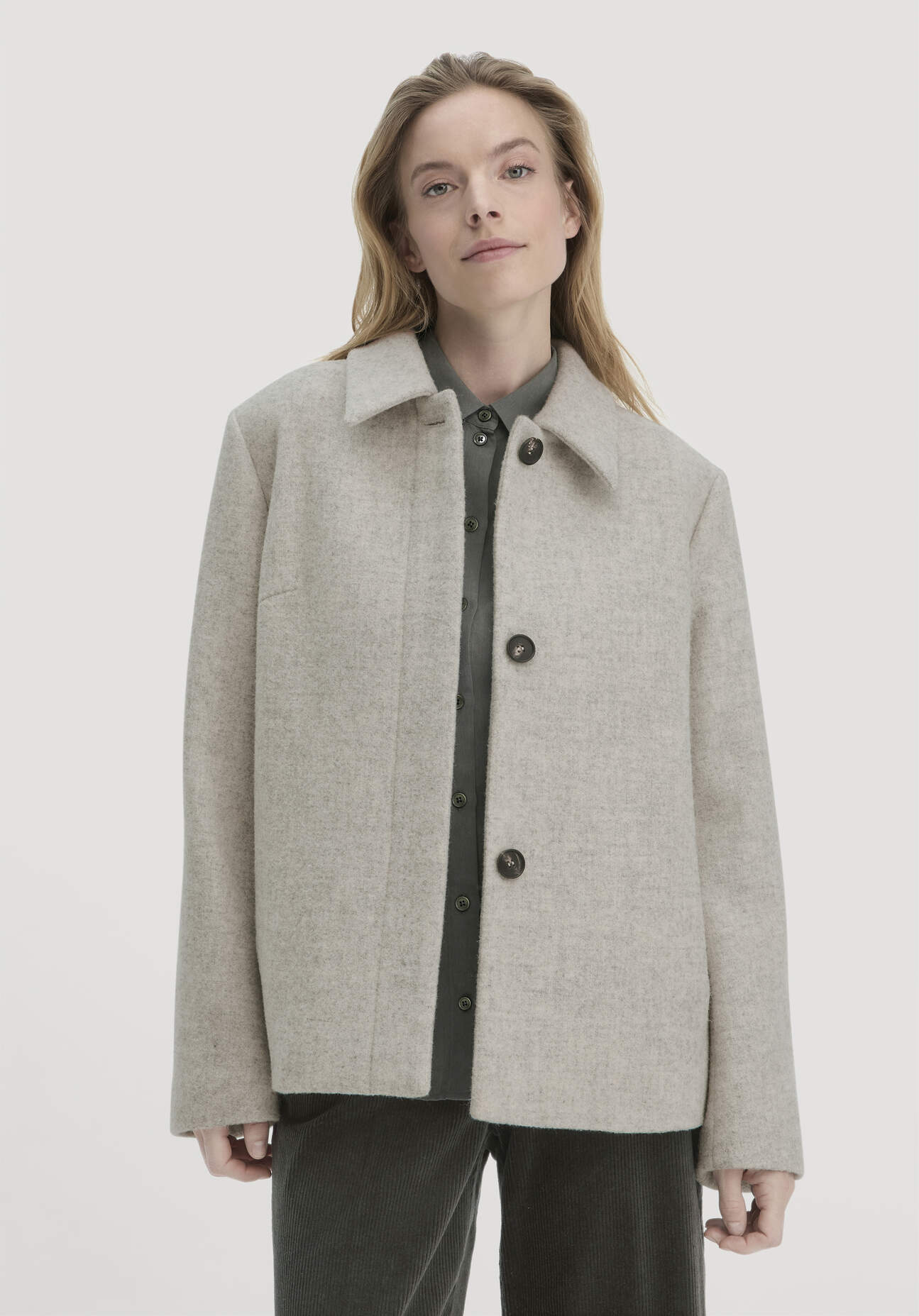 hessnatur Damen Jacke Deichschaf Regular aus regionaler Schurwolle - grau Größe 48