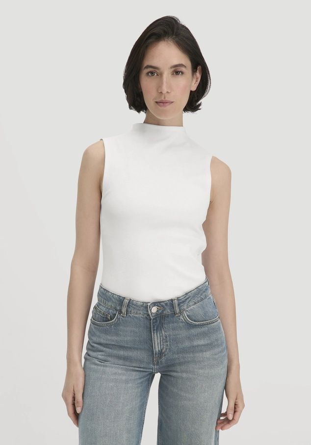 Rib Top Slim aus Bio-Baumwolle