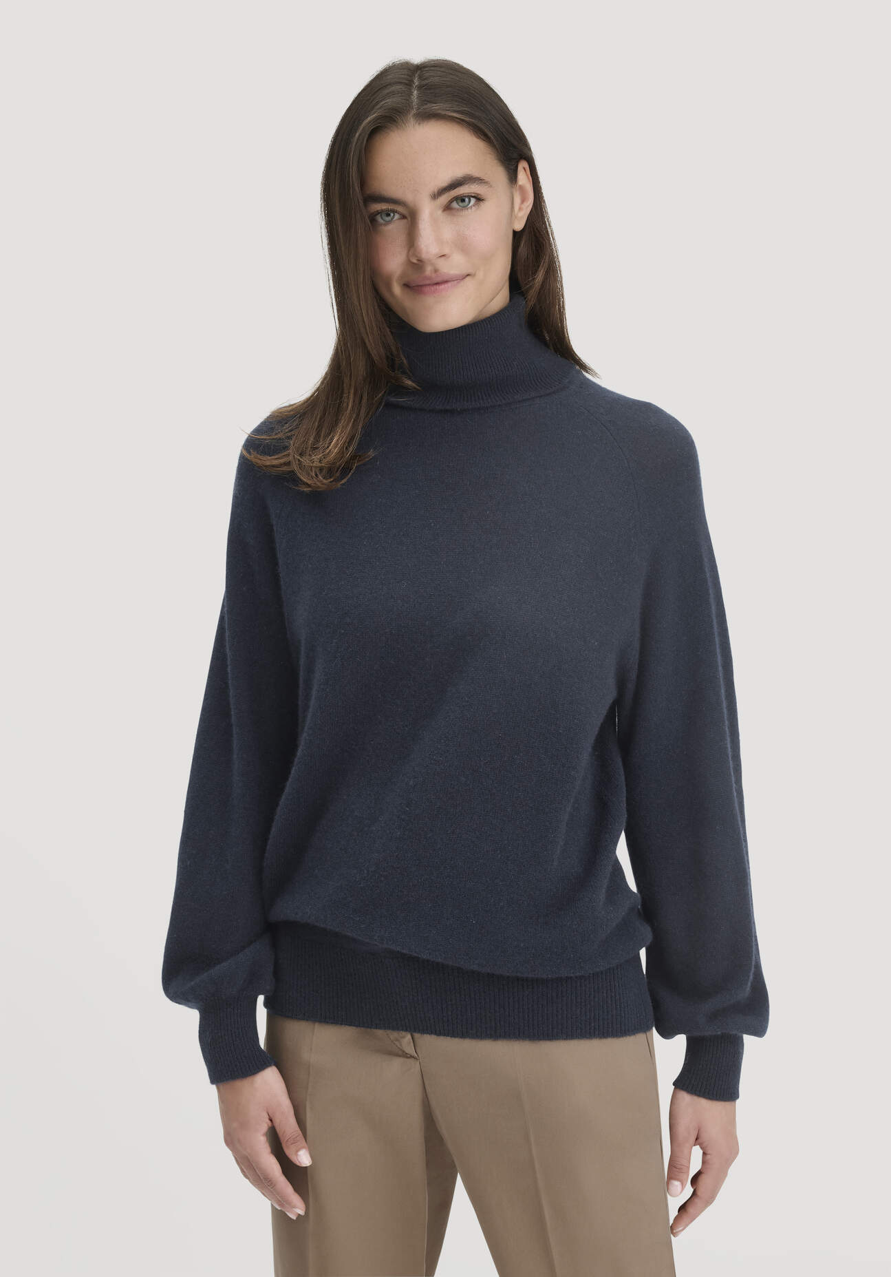 hessnatur Damen Strick Rollkragen Pullover Relaxed BETTER RECYCLING aus Kaschmir - blau Größe XXL