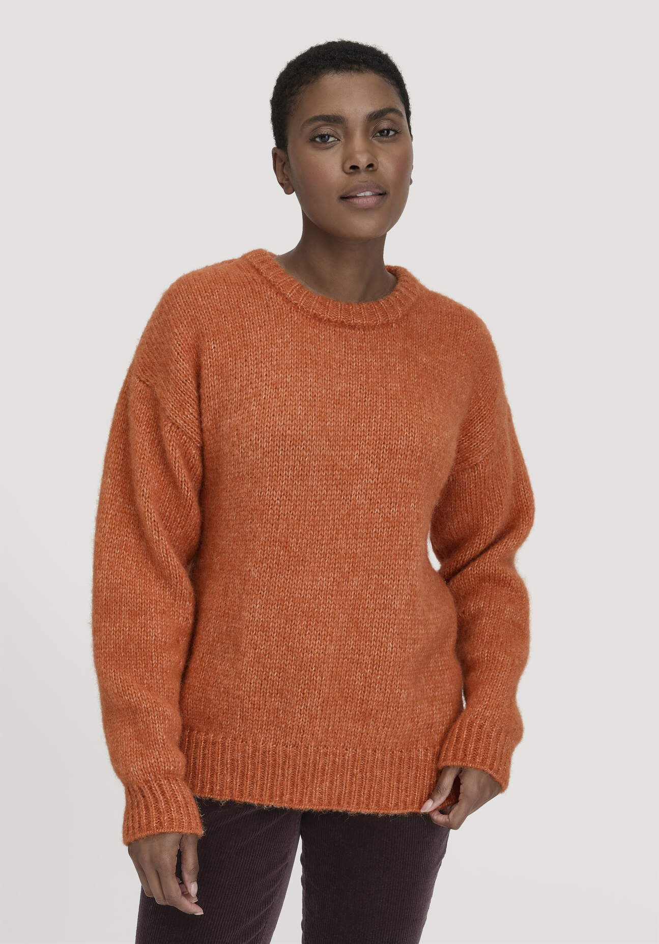 hessnatur Damen Strick Pullover Relaxed aus Alpaka mit Bio-Baumwolle - orange Größe S