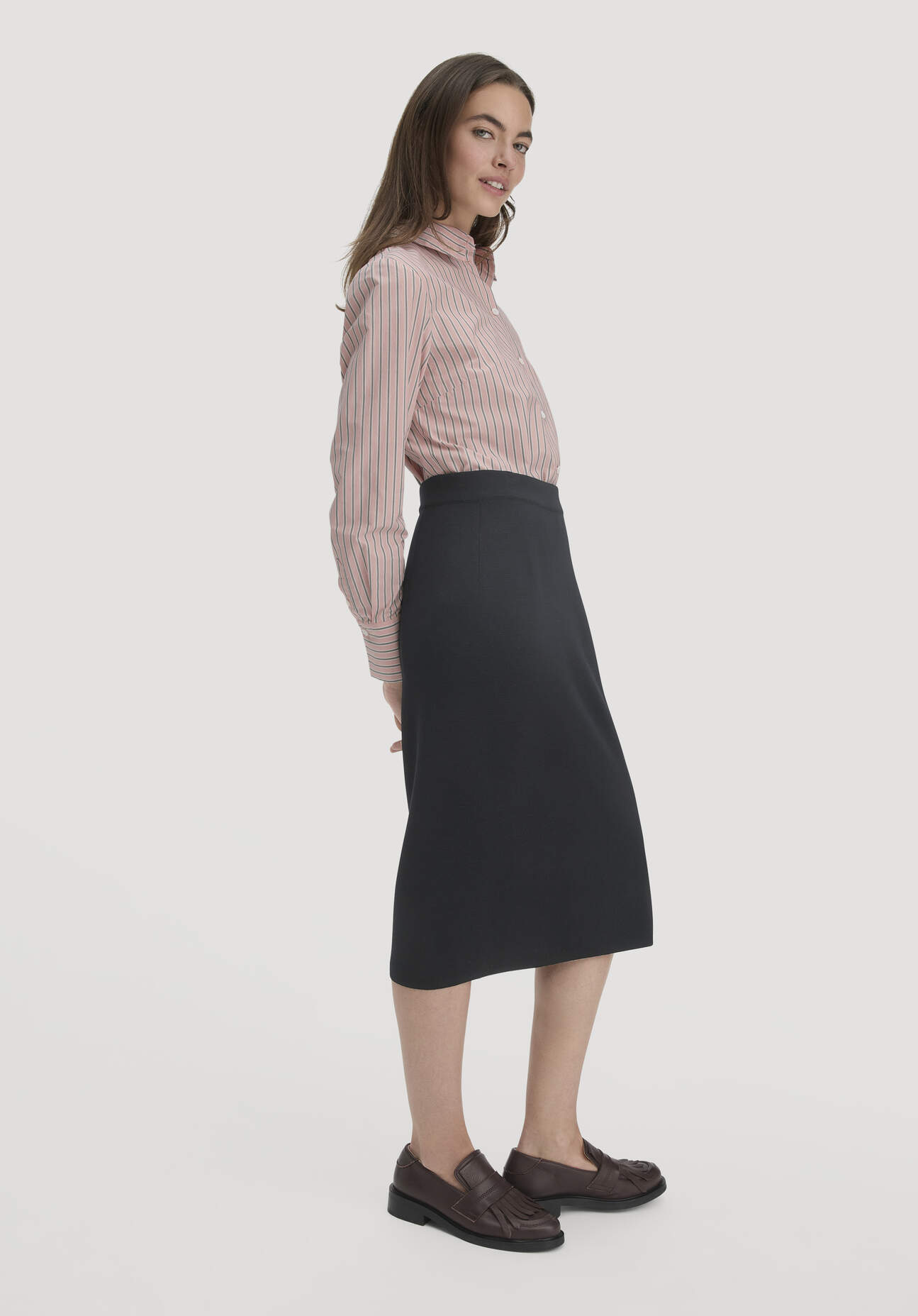 hessnatur Damen Strick Rock Regular aus Bio-Schurwolle - schwarz Größe XL