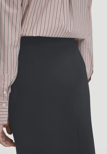 Regular knit skirt made from pure organic virgin wool - 2