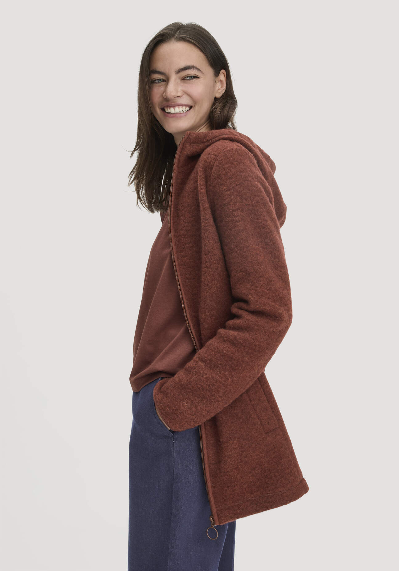 hessnatur Damen Wollfleece Kapuzen-Jacke Regular aus Bio-Merinowolle und Bio-Baumwolle - braun Größe L
