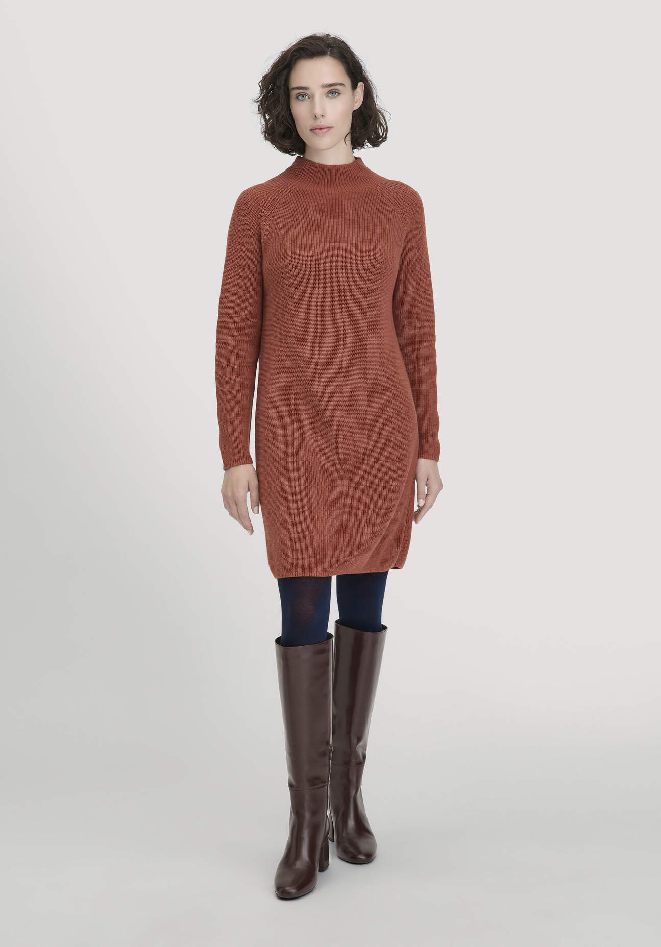 hessnatur Damen Strick Kleid Regular aus Bio-Baumwolle - braun Größe XXL