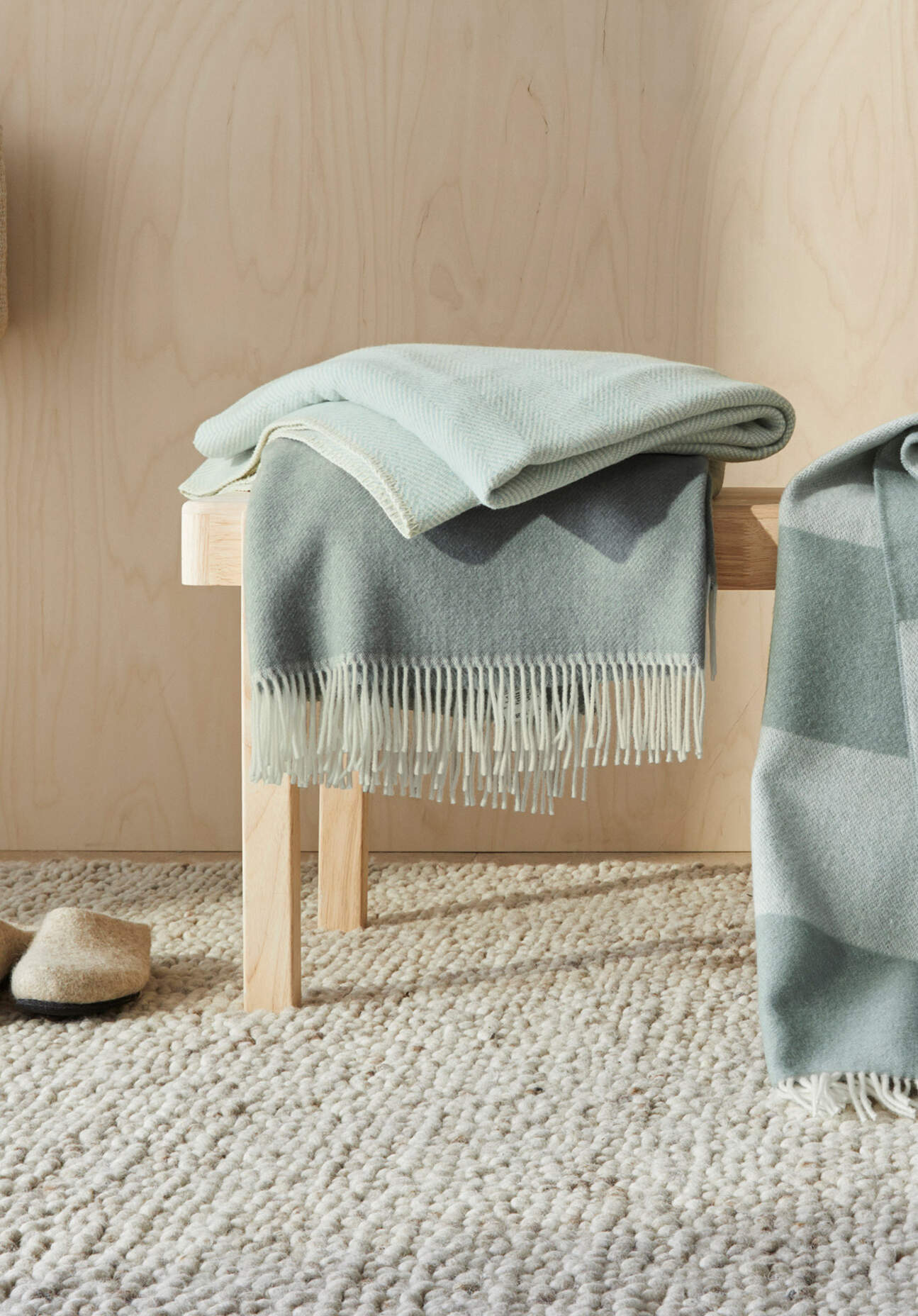 hessnatur Doubleface Plaid TOSID aus Bio-Lambswool - grün Größe 130x180 cm