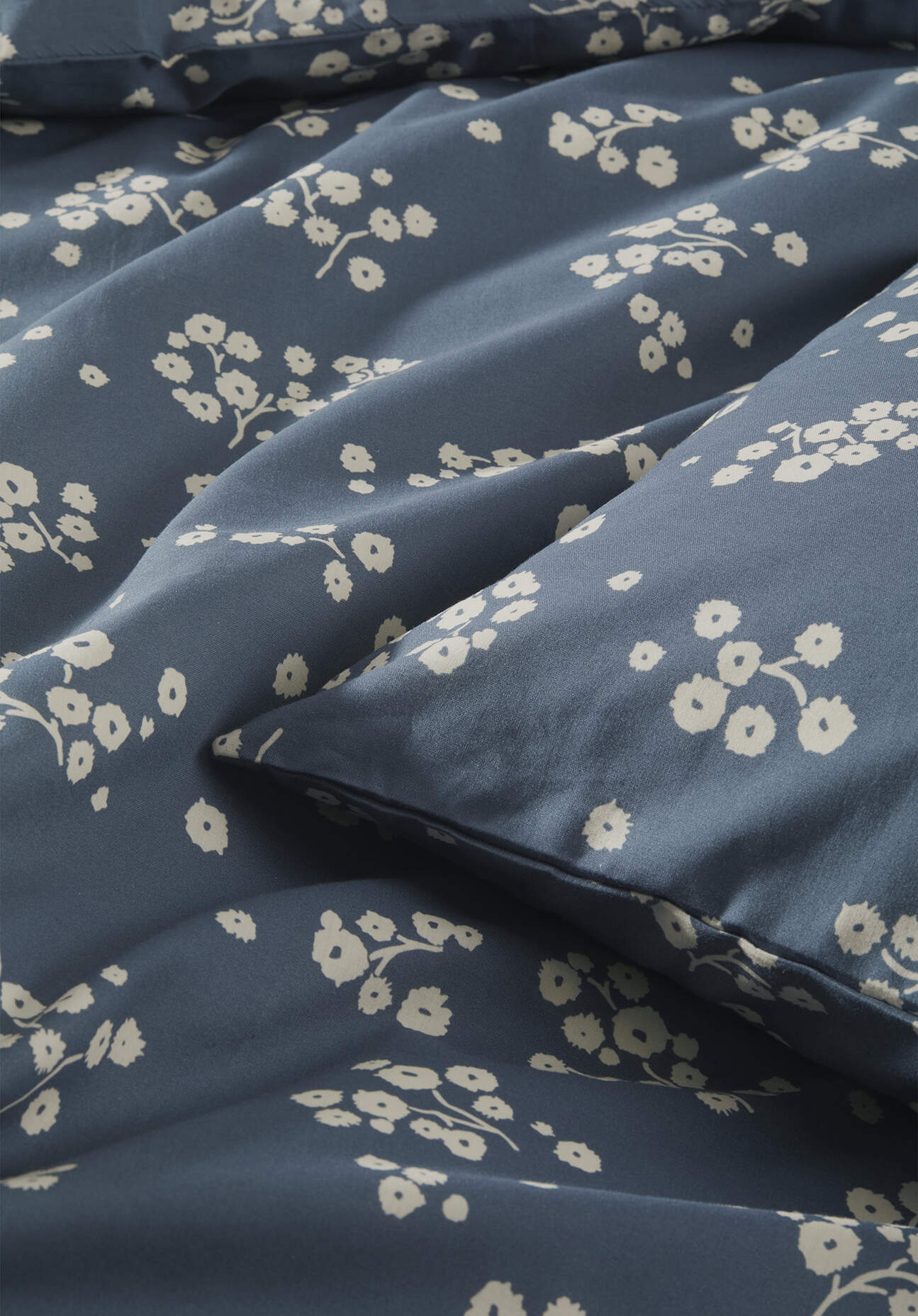 Thumbnail - hessnatur Renforcé Bettwäsche Set HANAMI aus Bio-Baumwolle - blau - Größe 155x220 / 40x80 cm