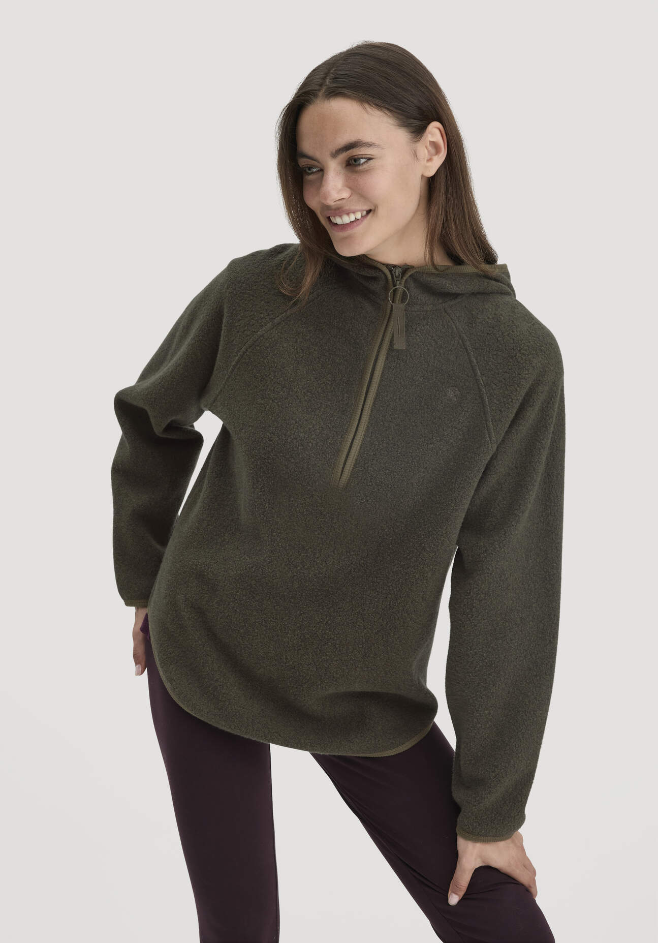 Thumbnail - hessnatur Loungewear Fleece Hoodie Relaxed ACTIVE LIGHT aus Bio-Baumwolle - grün - Größe XXL