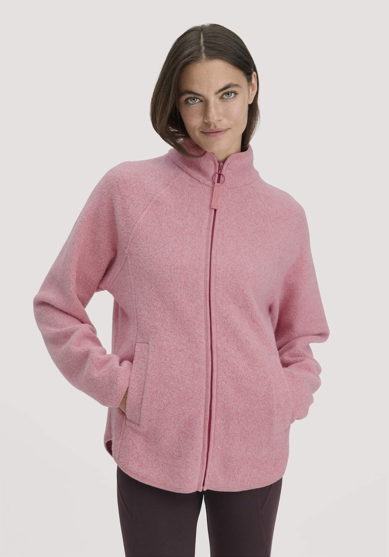 hessnatur Loungewear Fleece Jacke Relaxed ACTIVE LIGHT aus Bio-Baumwolle - lila Größe XL