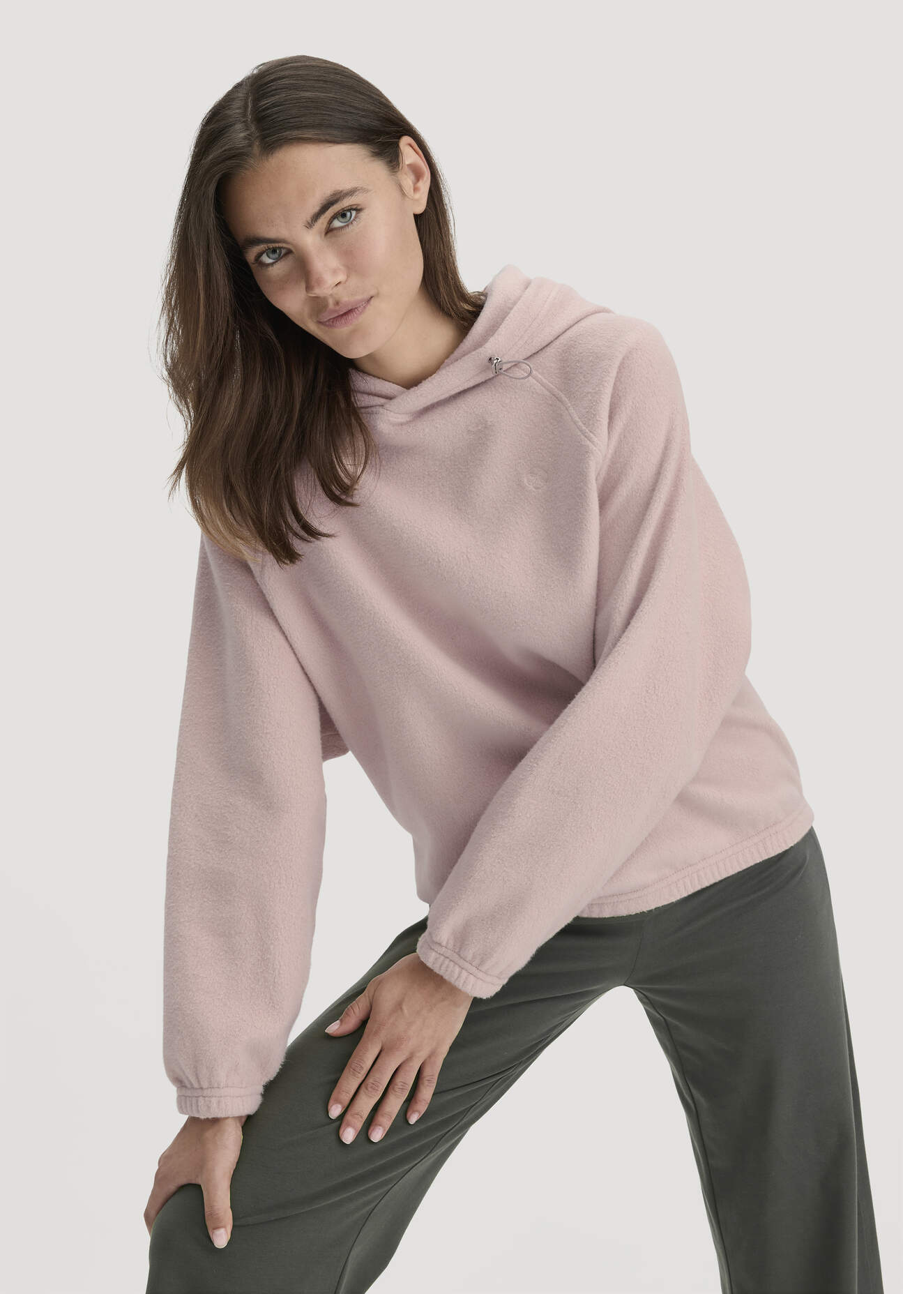 hessnatur Loungewear Softfleece Hoodie Oversize ACTIVE COMFORT aus Bio-Baumwolle - lila GrösseM