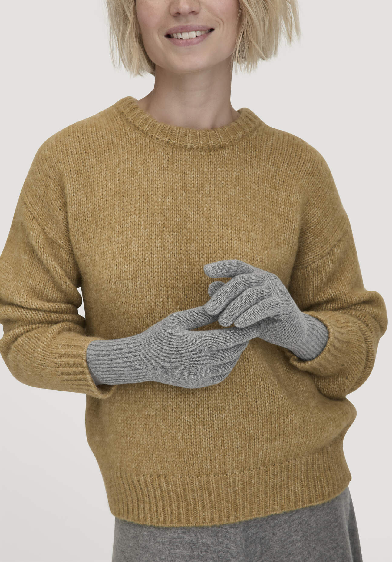 hessnatur Damen Strick Handschuhe aus Bio-Merinowolle mit Cashmere - grau Größe 1size