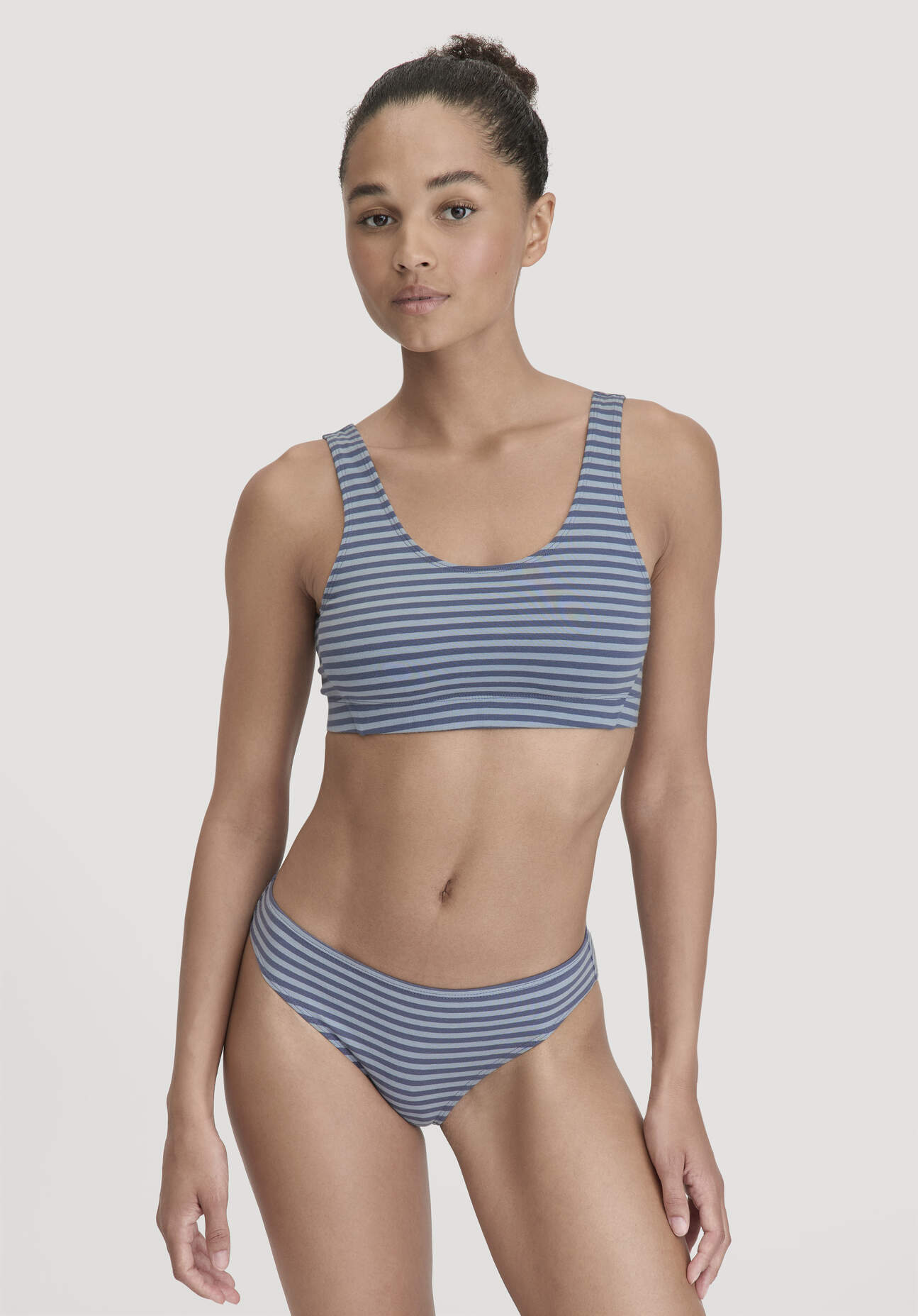 hessnatur Damen Slip Regular Cut COTTON FEEL aus Bio-Baumwolle - blau Größe 36
