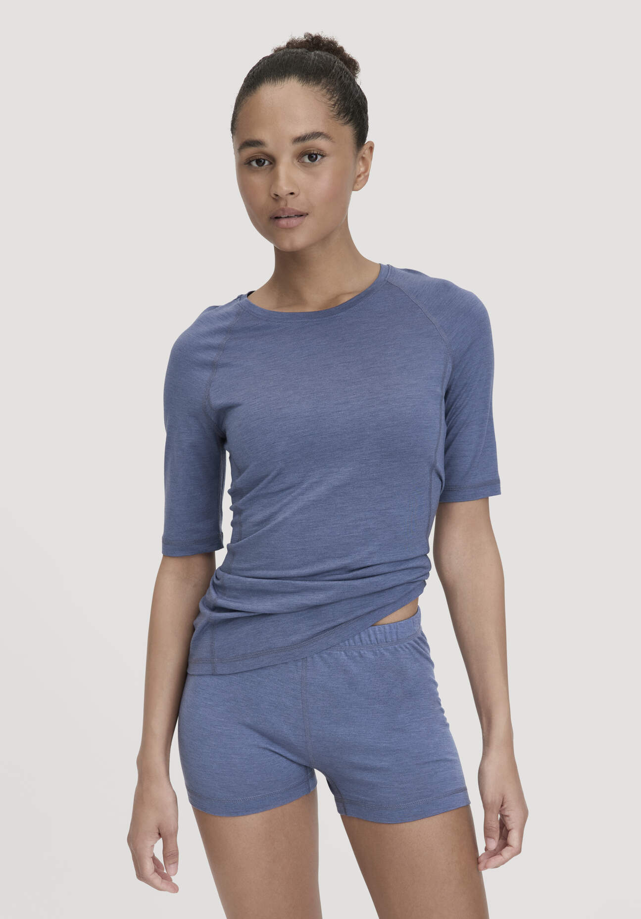 hessnatur Damen Wool-Silk Panty Regular Cut aus Bio-Merinowolle mit Seide - blau Größe 48