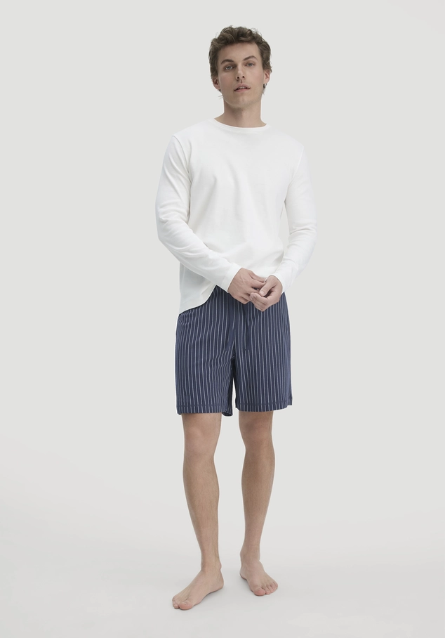 Relaxed sleep shorts made from organic cotton