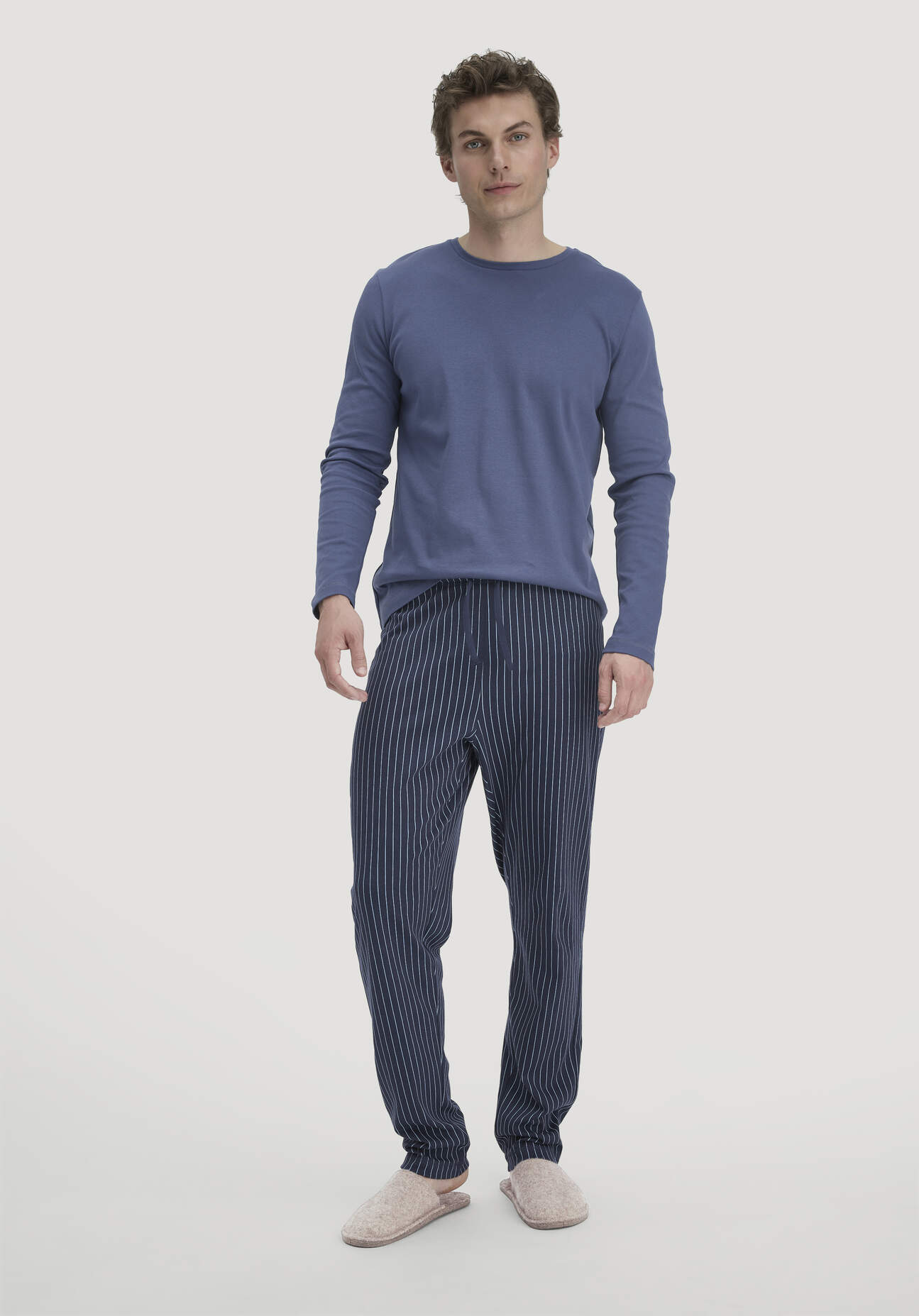 hessnatur Herren Schlafhose Relaxed aus Bio-Baumwolle - blau Größe 56