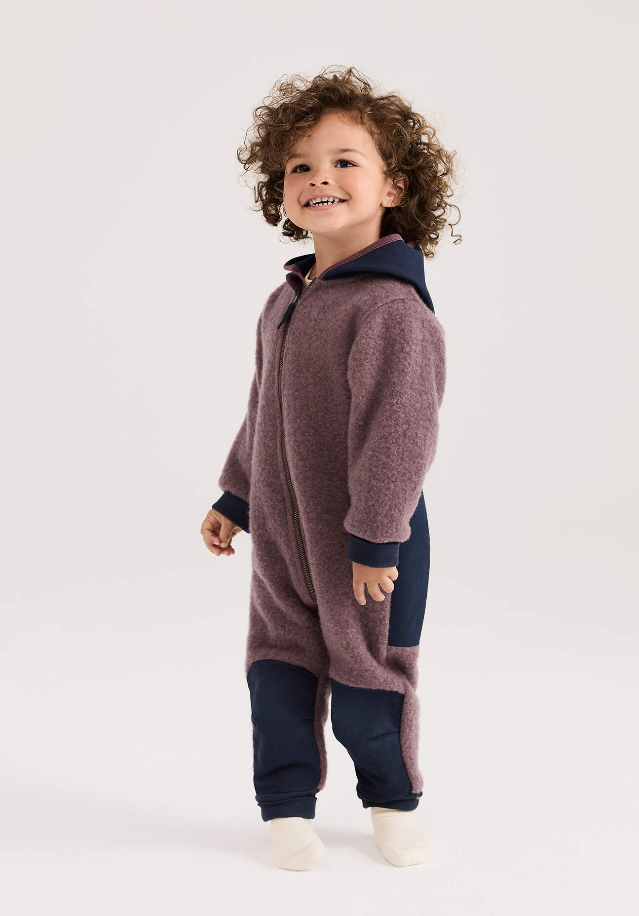 hessnatur Baby Wollfleece Overall aus Bio-Merinowolle mit Softshell - lila Größe 74/80