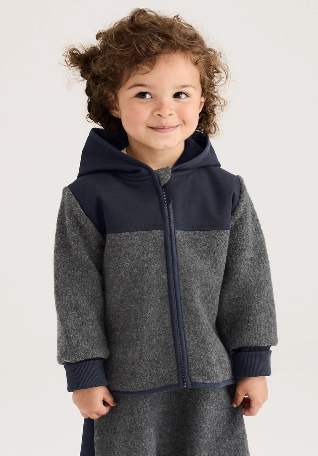 Wool jacket made of organic merino wool with softshell
