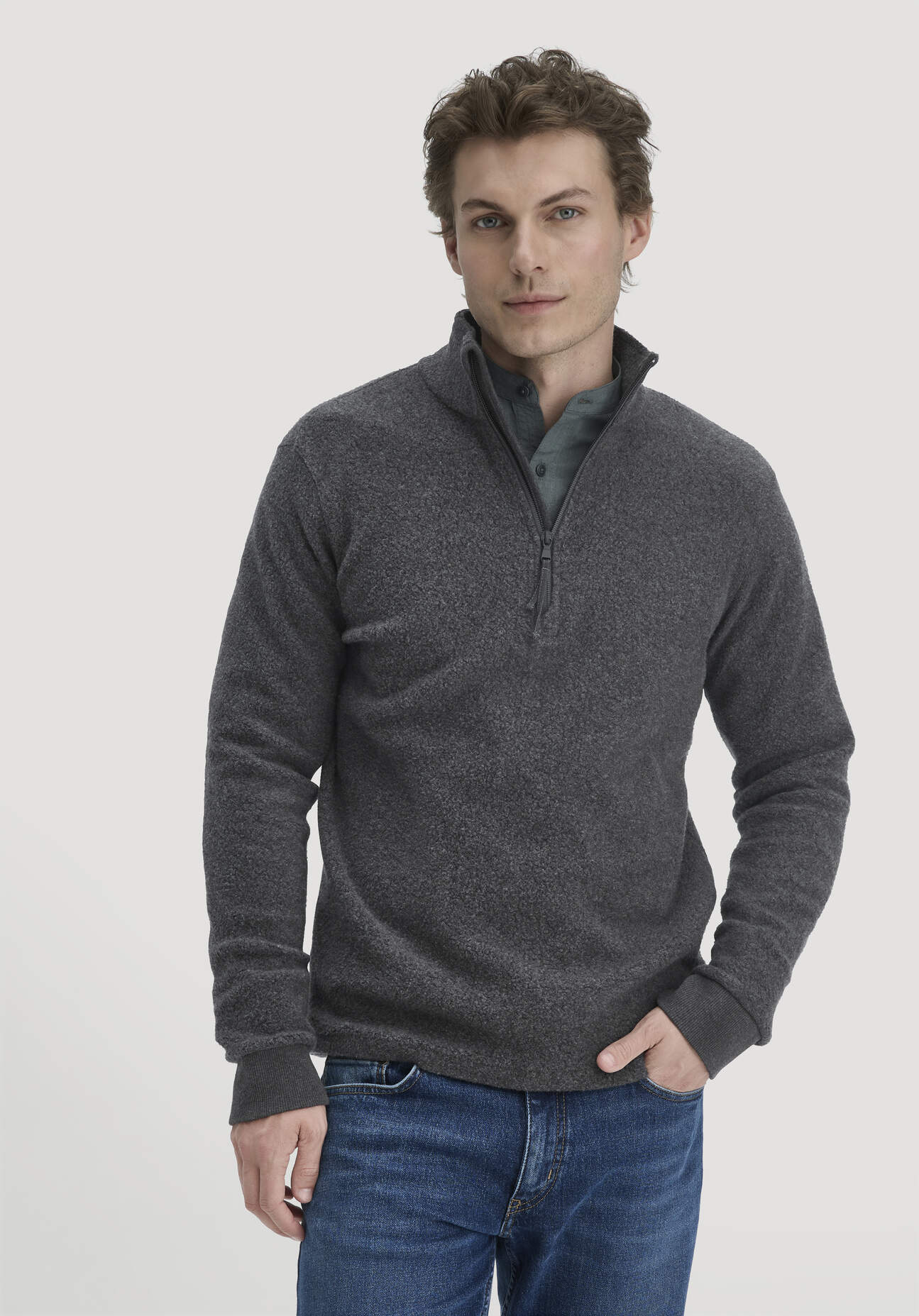 hessnatur Herren Fleece Troyer Relaxed aus Bio-Baumwolle - grau Größe 48