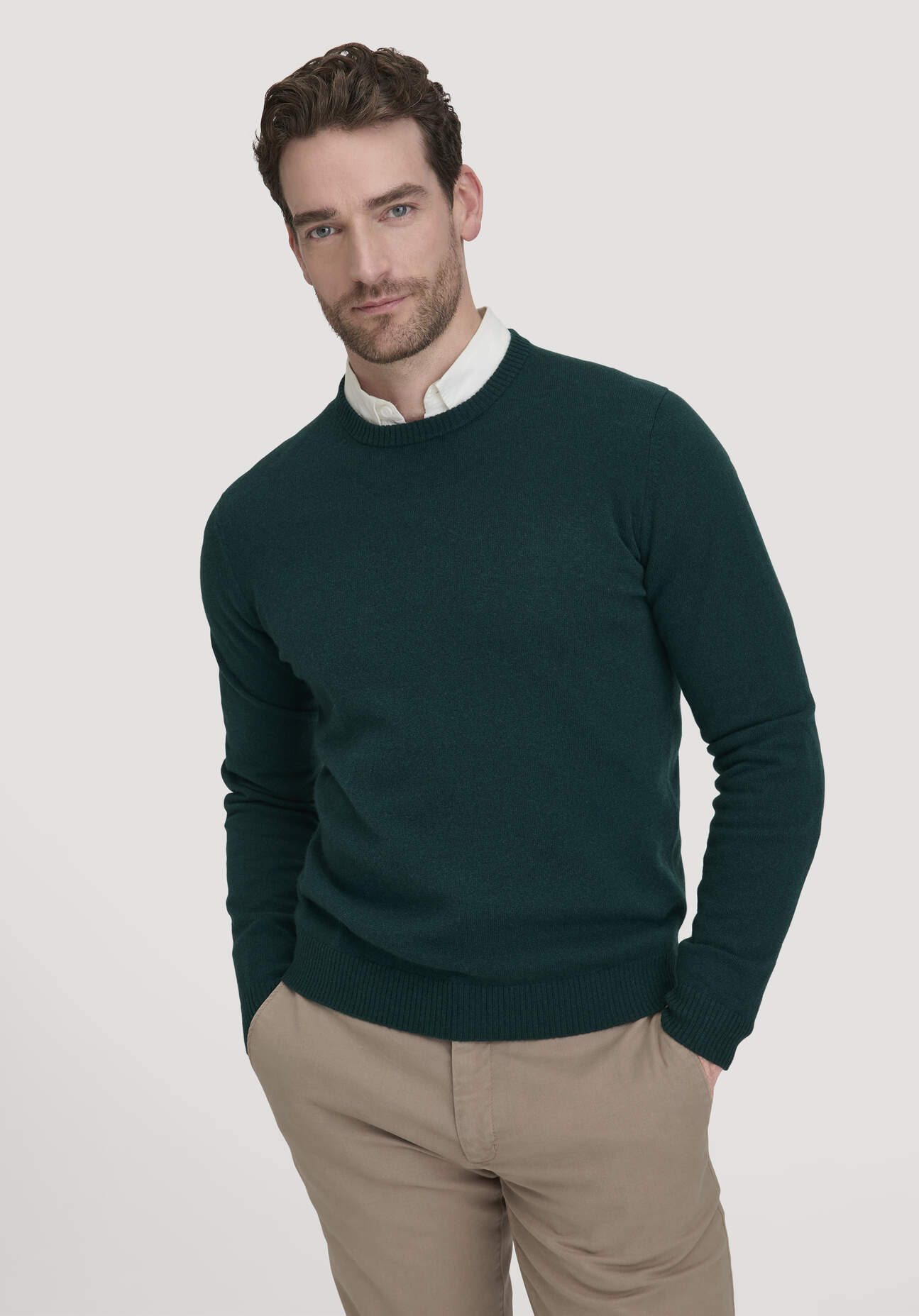 hessnatur Herren Strick Pullover Regular BETTER RECYCLING aus Kaschmir - grün Größe 48