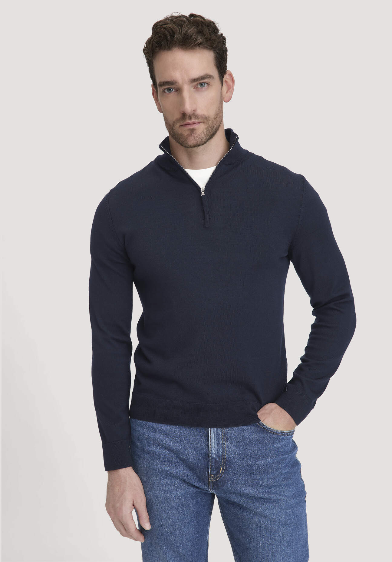 Thumbnail - hessnatur Herren Strick Troyer Regular aus Merinowolle - blau - Größe XL