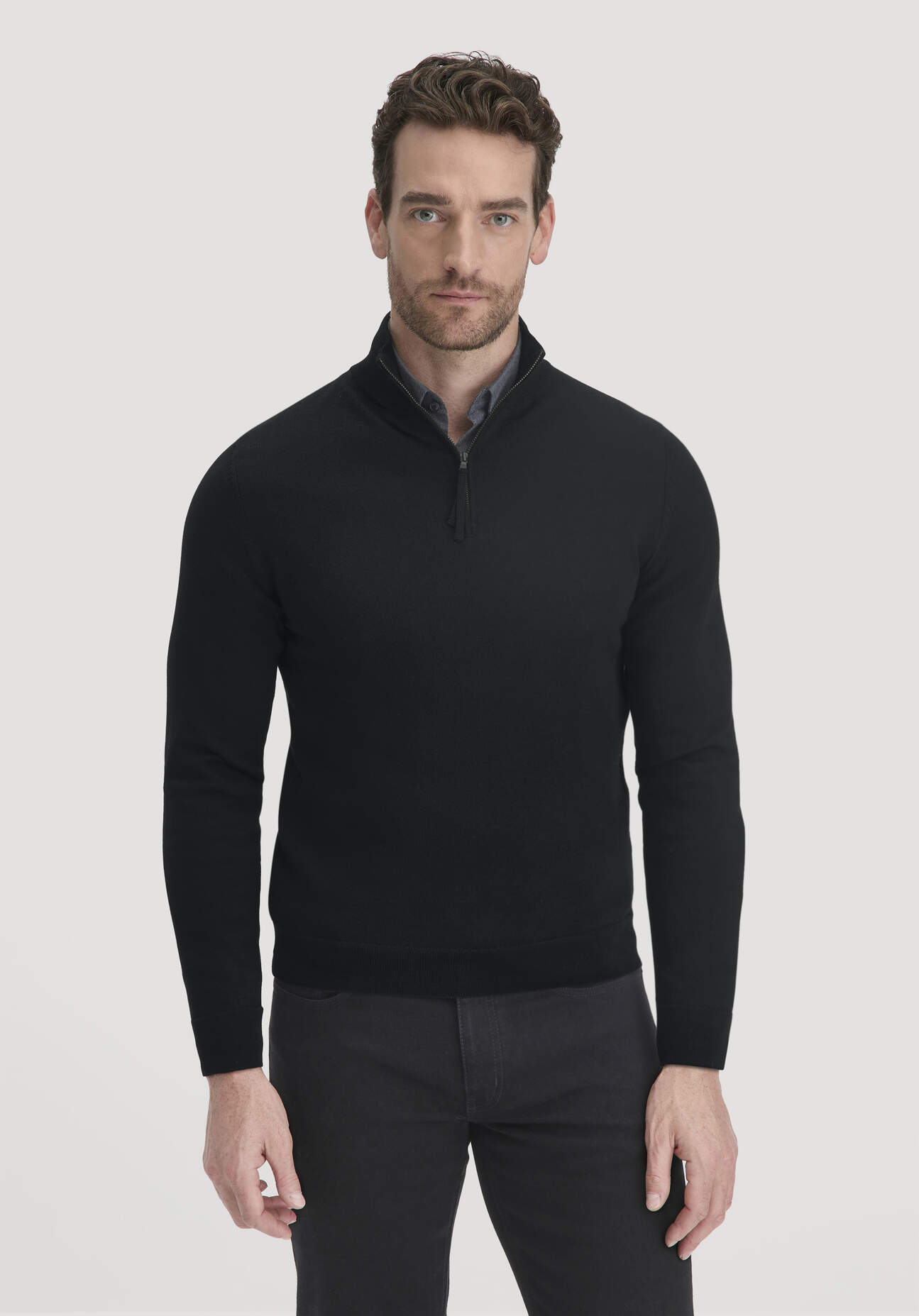 hessnatur Herren Strick Troyer Regular aus Merinowolle - schwarz Größe M