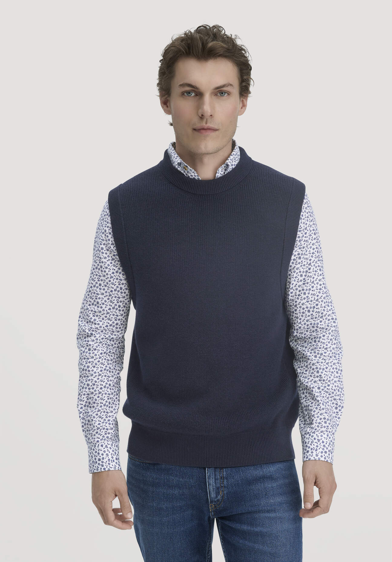 hessnatur Herren Strick Pullunder Regular aus Bio-Merinowolle und Bio-Baumwolle - blau Größe XL