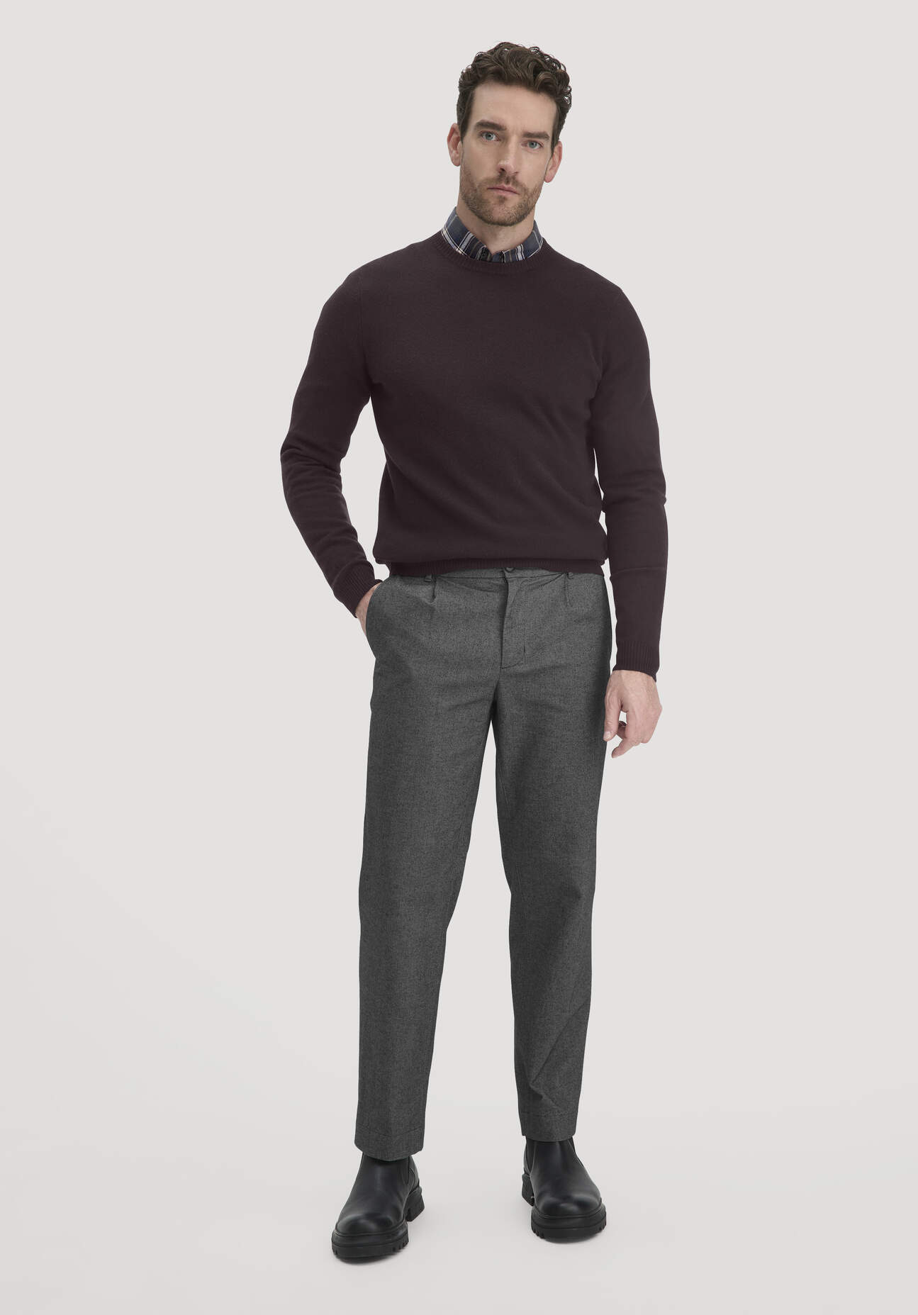 hessnatur Herren Chino RON Relaxed aus Bio-Baumwolle - grau Größe 34/34