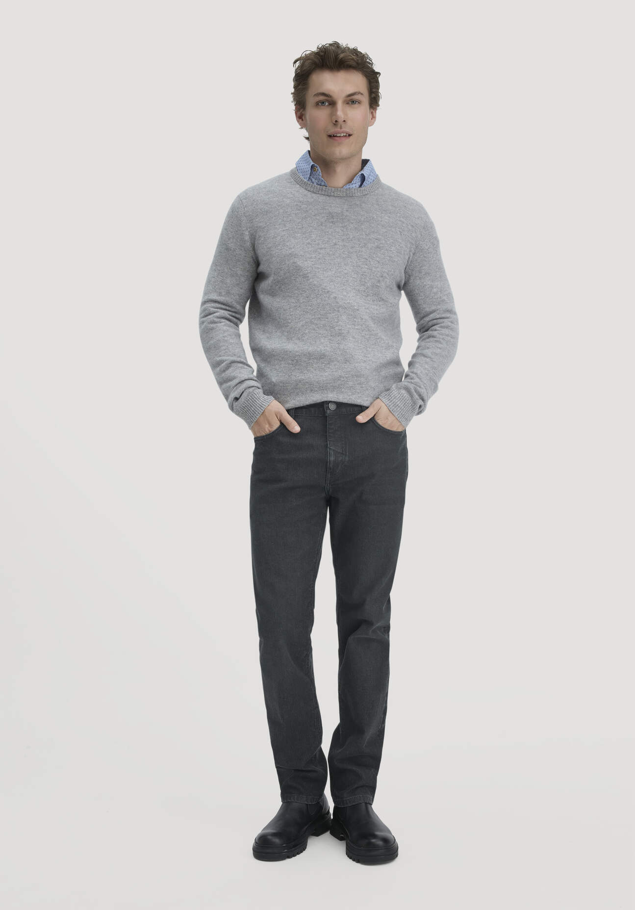 hessnatur Herren Jeans BEN Regular Straight BETTER RECYCLING aus Bio-Denim - schwarz Größe 36/32