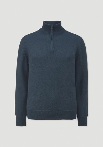 Knitted Troyer Regular made of organic merino wool with organic cotton