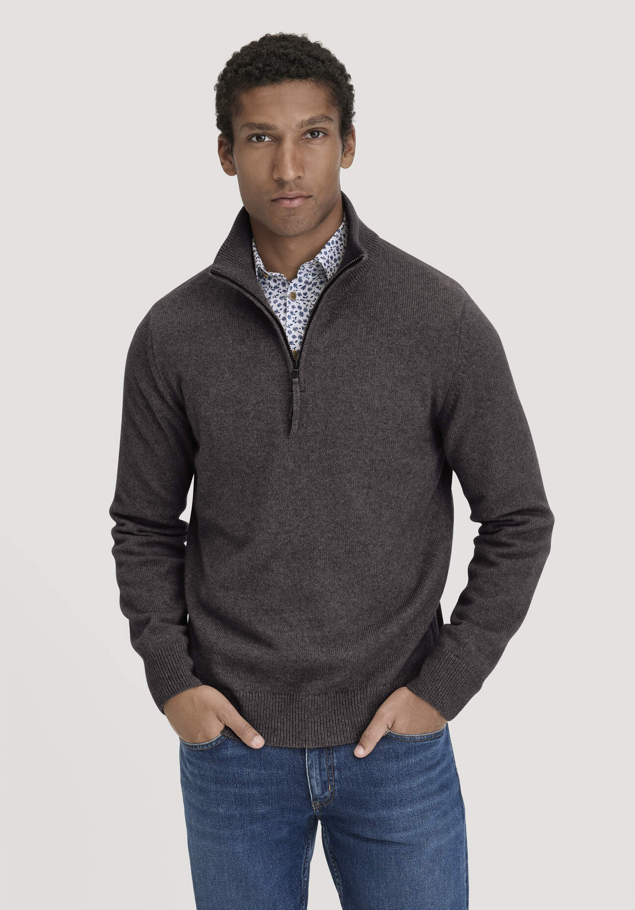 hessnatur Herren Strick Troyer Regular aus Bio-Merinowolle mit Bio-Baumwolle - braun Größe S