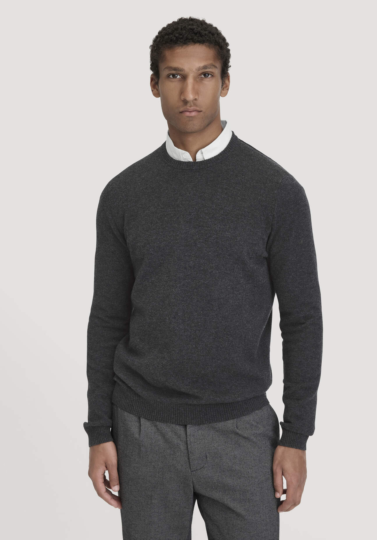 hessnatur Herren Strick Pullover Regular aus Bio-Merinowolle mit Kaschmir - grau Größe XL